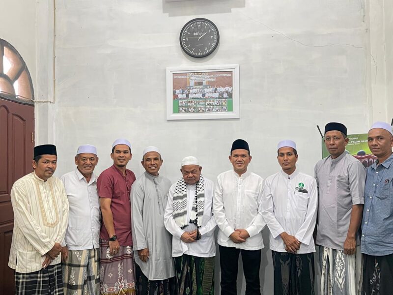 Wagub Aceh Silaturrahmi dengan Abu Paya Pasi, Perkuat Sinergi Ulama dan Umara. Foto: Dok. Istimewa
