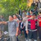Ket foto : Petugas gabungan bersama warga mengevakuasi korban tenggelam di kawasan Danau Lut Tawar, Kecamatan Kebayakan, Aceh Tengah, Minggu (17/5/2026) malam. Proses pencarian terhadap satu korban lainnya masih terus berlangsung.(Dok/Ist)