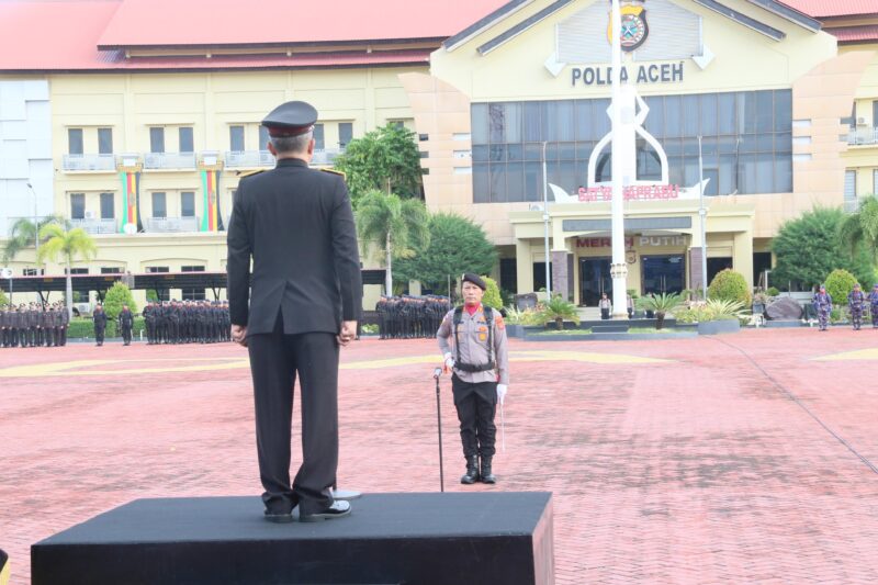 Karoops Polda Aceh Brigjen Pol. Heri Heriyandi, S.I.K., memimpin Upacara Hari Kebangkitan Nasional ke-118 di Mapolda Aceh, Rabu (20/5/2026). Foto: Dok. Istimewa 
