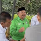 Potret Apriono, ST yang dikenal sebagai sosok sederhana dan dekat dengan masyarakat Aceh Besar. Foto: Dok. Istimewa 