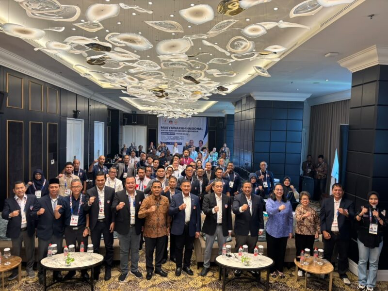 Sekda Aceh, M. Nasir, S.IP, MPA selaku Wakil Ketua Umum 1 PB IKASI mengikuti Musyawarah Nasional (Munas) PB IKASI (Ikatan Anggar Seluruh Indonesia) Tahun 2026 di Hotel Swiss-bel Boutique, Yogyakarta, Sabtu (13/6/2026). Foto: Dok. Istimewa 