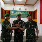 Danrem 011/Lilawangsa Brigjen TNI Ali Imran berjabat tangan bersama Letkol Inf Raden Herman Sasmita dan Letkol Czi Rudy Haryanto (18/7/2026).(Dok:Ist)