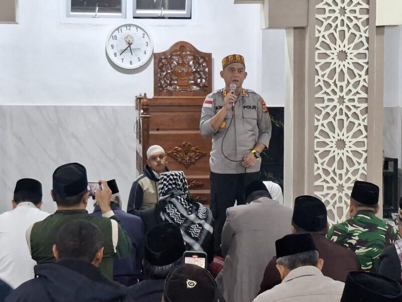 Kapolres Aceh Tengah AKBP Muhamad Taufiq, S.I.K., M.H. bersama unsur Forkopimda dan ratusan jamaah melaksanakan Safari Subuh Rabu Berkah di Masjid Babussalam, Kecamatan Bebesen, Rabu (29/7/2026).foto.Dok:Ist