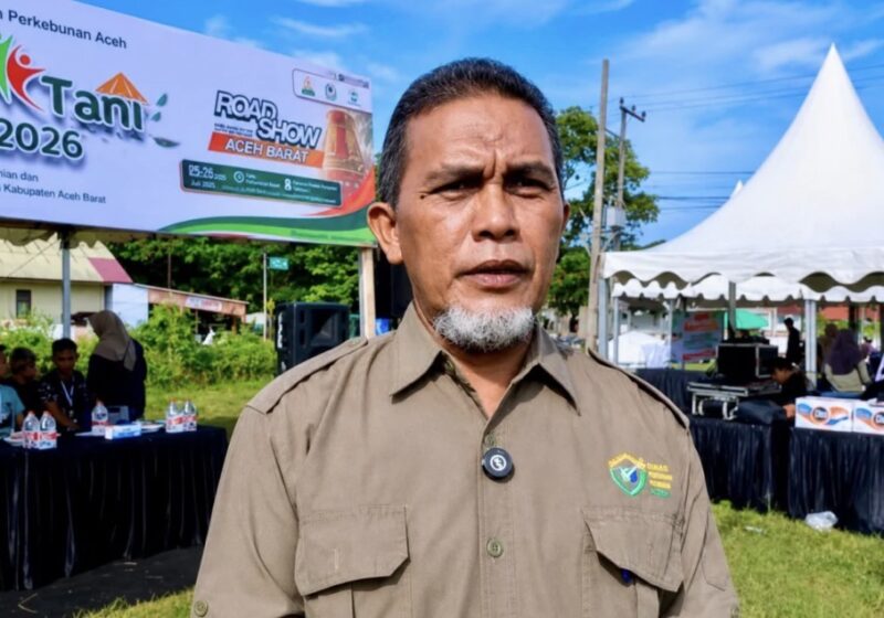Kepala Dinas Pangan Aceh Barat, Kamarlisnur menginformasikan bahwa di pasar pangan tersebut terdapat sejumlah produk – produk pertanian seperti sayuran, produk UMKM berupa kuliner dan juga ada Gas LPG, Rabu (8/7/2026). Foto: Dok. Pemkab Aceh Barat