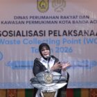 Wali Kota Banda Aceh Illiza Sa’aduddin Djamal membuka Sosialisasi Pelaksanaan Waste Collecting Point (WCP) Tahun 2026 di Aula Gedung A Mawardy Nurdin, Balai Kota Banda Aceh, Rabu (15/7/2026). Foto: Dok. Prokopim Kota Banda Aceh