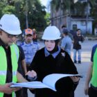 Wali Kota Banda Aceh, Illiza Sa’aduddin Djamal, didampingi Kepala Dinas Perhubungan Kota Banda Aceh, Syaifuddin Ambia, meninjau kawasan eks Terminal Keudah yang akan ditata menjadi ruang publik sementara sekaligus dipersiapkan sebagai kawasan strategis untuk investasi, Sabtu (25/7/2026). Foto: Dok. Diskominfo Kota Banda Aceh