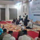 ASN dan masyarakat mengikuti Kajian Dakwah Pendopo di Pendopo Wali Kota Banda Aceh yang menghadirkan Ustaz Fahmi Sofyan, Kamis (30/7/2026) malam. Foto: Dok. Diskominfo Kota Banda Aceh