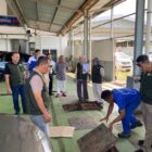 Tim Pengawas Lingkungan Hidup Aceh Besar melaksanakan inspeksi, pembinaan, dan pengawasan terhadap kepatuhan pengelolaan lingkungan di PT Armada Banda Jaya, showroom kendaraan merek Suzuki, Kecamatan Darul Imarah, Kamis (30/7/2026). Foto: Dok. MC Aceh Besar