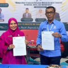 Plt Ketua Dharma Wanita Persatuan (DWP) Kabupaten Aceh Barat, Cut Zulfahnur Syafitri, menghadiri kegiatan majelis taklim sekaligus penandatanganan kerja sama dengan LPP RRI Meulaboh di Aula RRI Pro 1 Meulaboh, Desa Pasi Jambu, Kecamatan Kaway XVI, Kabupaten Aceh Barat, Rabu (5/8/2026). Foto: Dok. Istimewa