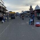 Ket Foto: Pemuda Kampung Bahagie Bertona membuka donasi untuk membantu korban kebakaran Pasar Jagong Jeget, (10/8/2026).Dok:(Rahmat/Acehnow)