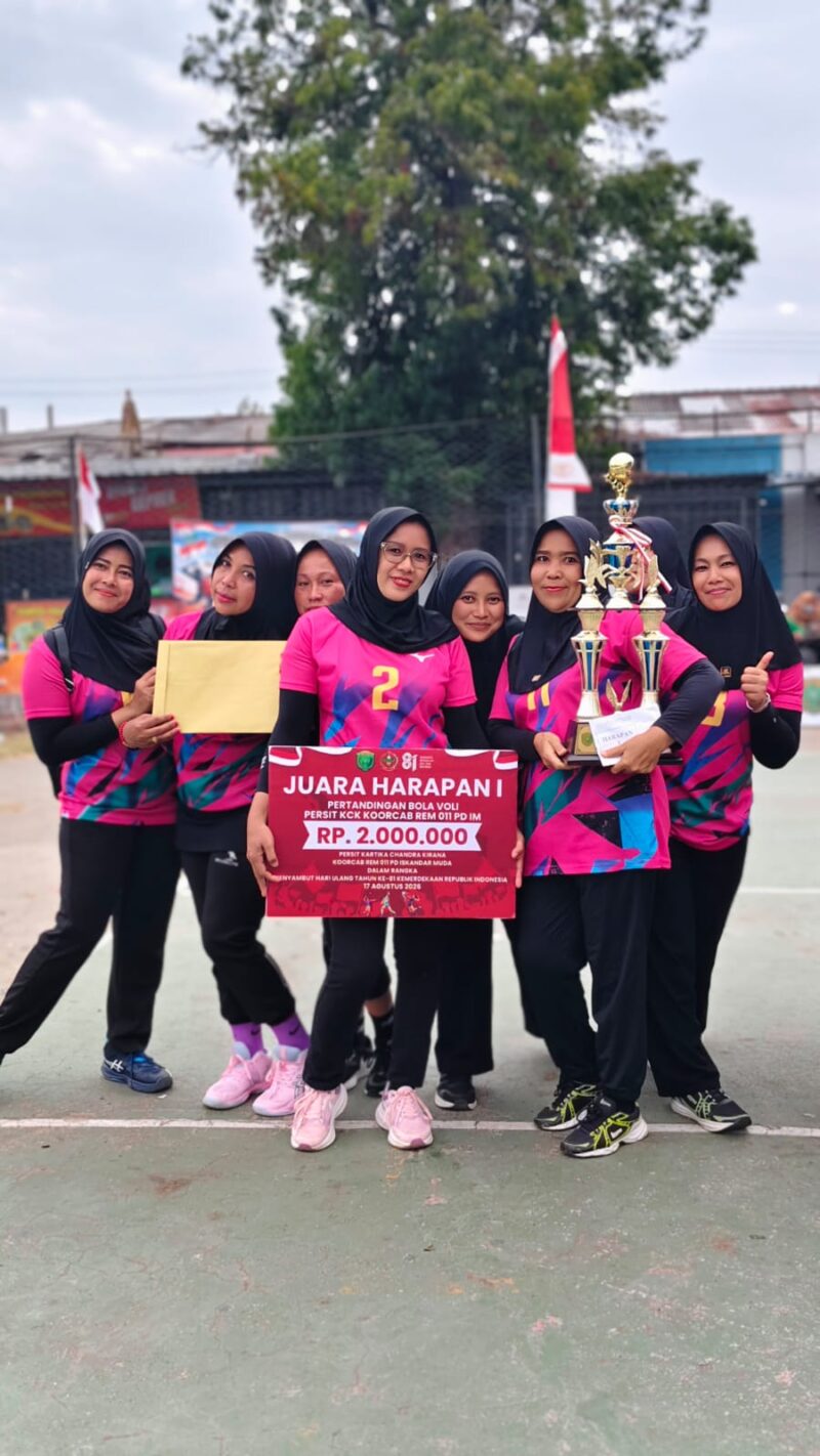 Foto: Tim Persit KCK foto bersama usai turnamen voli, Persit KCK Cabang XXII Dim 0106/Aceh Tengah meraih Juara IV,(12/8/2026).dok:Ist