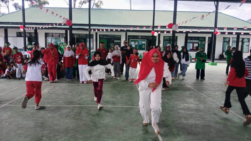 Ket Foto: Suasana kemeriahan Gebyar HUT ke-81 Kemerdekaan RI di Makodim 0106/Aceh Tengah, diwarnai berbagai perlombaan dan antusiasme peserta dalam mempererat kebersamaan serta semangat persatuan, (16/8/2026).dok:Ist