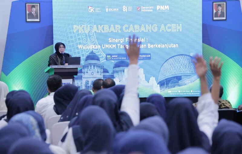 Wali Kota Banda Aceh Illiza Sa’aduddin Djamal menghadiri Pengembangan Kapasitas Usaha (PKU) Akbar kolaborasi PNM dan OJK di Aula OJK Provinsi Aceh, Jumat (14/8/2026). Foto: Dok. Prokopim Kota Banda Aceh
