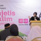 Wali Kota Banda Aceh Illiza Sa’aduddin Djamal membuka Pelatihan Pembinaan Majelis Taklim Perempuan di Hotel Kumala, Gampong Lamteh, Jumat (21/8/2026). Foto: Dok. Prokopim Kota Banda Aceh