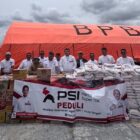 PSI Aceh menyerahkan bantuan tanggap darurat berupa beras, minyak goreng, mi instan dan kain sarung kepada korban kebakaran di Pasar Kampung Jeget Ayu, Kecamatan Jagong Jeget, Aceh Tengah, Rabu (12/8/2026). Foto: Dok. Istimewa