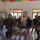 Tim Juri Pelindo Multi Terminal meninjau dekorasi dan ornamen lingkungan dalam Lomba Menghias Kampung di Gampong Jruek Bak Kreh, Kecamatan Indrapuri, Aceh Besar, Sabtu (15/8/2026). Foto: Dok. Istimewa