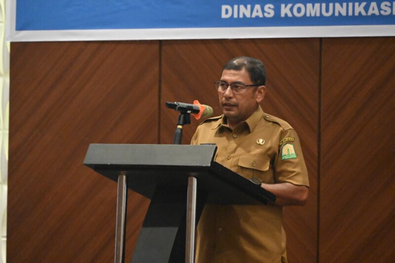 Pemerintah Aceh menyampaikan hasil Monitoring dan Evaluasi Pelayanan Informasi Publik Tahun 2026 dalam kegiatan yang berlangsung di Hotel Ayani, Banda Aceh, Selasa (8/9/2026). Foto: Dok. Istimewa 