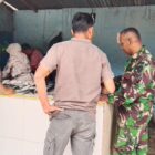 Babinsa Koramil 06/Jagong, Serka Kusyadi, melaksanakan Komsos bersama warga, Kamis (3/9/2026).foto.dok:Ist