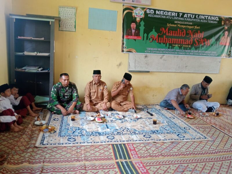 Ket Foto: Serda Jupriadi menghadiri peringatan Maulid Nabi Muhammad SAW di SD Negeri 7 Atu Lintang, Desa Bintang Kekelip, Senin (7/9/2026).Dok:Is
