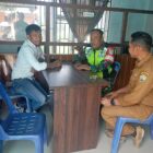 Ket Foto: Babinsa T.H. Nasution melaksanakan komunikasi sosial bersama aparatur Desa Kayu Kul, Kecamatan Pegasing, Kabupaten Aceh Tengah, Kamis (10/9/2026). Dok:ist