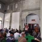 Ket Foto: Babinsa Pos Kute Panang bersama unsur pemerintahan dan masyarakat menghadiri peringatan Maulid Nabi Muhammad SAW di Masjid Babul Falah, Minggu (13/9/2026).Dok:Ist