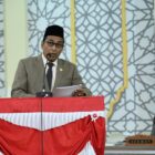 Juru Bicara Fraksi PKS DPRK Banda Aceh Tengku Tarnuman menyampaikan pandangan fraksi dalam rapat paripurna terkait Perubahan APBK Banda Aceh Tahun Anggaran 2026, Senin (21/9/2026) malam. Foto: Dok. DPRK Banda Aceh