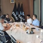 Kepala Dinas Pendidikan Dayah Aceh Muhsin Thahir bersama Komisi VII DPRA melakukan audiensi dengan Menteri Ekonomi Kreatif RI Teuku Riefky Harsya di Kantor Kementerian Ekonomi Kreatif RI, Jakarta Pusat, Jumat (4/9/2026). Foto: Dok. Istimewa