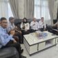 Kapolres Aceh Besar AKBP Chairul Ikhsan, S.I.K., menerima audiensi jajaran Pengurus SMSI Aceh Besar di ruang kerjanya, Selasa (15/9/2026). Foto: Dok. SMSI Aceh Besar