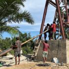 Progres pembangunan Jembatan Gantung Serasah, Kecamatan Simpang Kanan, Aceh Singkil, mencapai 40,10 persen dan diharapkan segera memberikan akses yang lebih mudah bagi masyarakat, Sabtu (5/9/2026). Foto: Dok. Istimewa 
