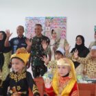 Pangdam Iskandar Muda Mayjen TNI Joko Hadi Susilo bersama Ketua Yayasan Kartika Jaya Cabang XIV Iskandar Muda, Ny. Tri Joko Hadi Susilo, menghadiri peresmian SD Kartika XIV-1 di Banda Aceh, Kamis (15/10/2026). Foto: Dok. Istimewa