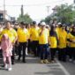 Ribuan warga mengikuti Fun Walk dalam rangka memeriahkan HUT ke-27 Kabupaten Bireuen di Kota Juang, Minggu (11/10/2026). Foto: Dok. Istimewa 