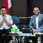 Wakil Bupati Aceh Barat Said Fadheil didampingi Kepala Diskominsa Dedi Mulianda mengikuti presentasi Monitoring dan Evaluasi Keterbukaan Informasi Publik 2026 di Kantor Komisi Informasi Aceh, Banda Aceh, Rabu (14/10/2026). Foto: Dok. Istimewa 
