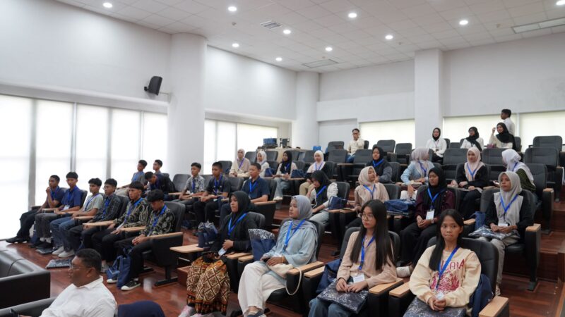 Peserta Disaster Science Camp (DSC) 2026 mengikuti rangkaian edukasi mengenai pengurangan risiko bencana hidrometeorologi yang digelar TDMRC USK, 28 September–2 Oktober 2026. Foto: Dok. Istimewa 