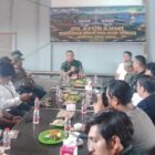 Dandim 0106/Aceh Tengah Letkol Czi Rudy Haryanto bersama insan pers Aceh Tengah dan Bener Meriah saat silaturahmi di Datu Coffee, Sabtu (3/10/2026)..dok: Rahmat/Acehnow