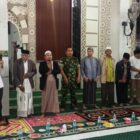 Serda Ayatullah, anggota Koramil 02/Bebesen, menghadiri peringatan Maulid Nabi Muhammad SAW di Masjid Babul Salam, Sabtu (10/10/2026).dok:Ist