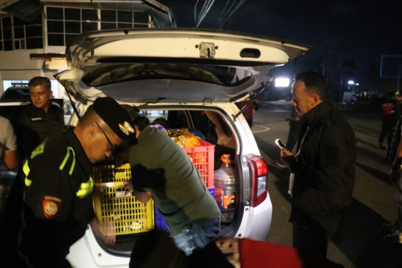 Ket foto: ‎Polres Aceh Tengah menggelar Razia yang dimulai sekitar pukul 21.00 WIB itu dipimpin langsung Kapolres Aceh Tengah AKBP Teguh Siswoyo, S.H., S.I.K., M.H., ‎Sebagai tindak lanjut, Polres Aceh Tengah menggelar Kegiatan Rutin yang Ditingkatkan (KRYD) melalui razia kendaraan di Jalan Takengon–Bireuen, tepatnya di Simpang Biji Kopi, Kampung Paya Tumpi, Kecamatan Kebayakan, Sabtu malam (17/10/2026).doc:Ist