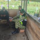 Serda Suherman, melaksanakan komunikasi sosial (komsos) bersama masyarakat di Desa Blang Mancung, Kecamatan Ketol, Kabupaten Aceh Tengah, Senin (19/10/2026).dok:Ist
