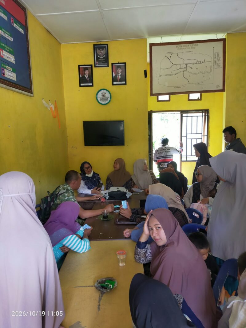 Babinsa Koramil 03/Pegasing melaksanakan Komsos bersama warga binaan, Selasa (20/10/2026).dok:Ist
