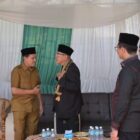 Wakil Gubernur Aceh, H. Fadhlullah, didampingi Kepala Biro Keistimewaan Aceh dan Kesejahteraan Rakyat Setda Aceh, Dr. Drs. Yusrizal, M.Si, saat menghadiri peringatan Maulid Nabi Muhammad SAW 1448 H, di Dayah Terpadu Inshafuddin, Gampong Lambaro Skep, Kec. Kuta Alam, Banda Aceh, Senin (12/10/2026). Foto: Dok. Biro Adpim Setda Aceh 