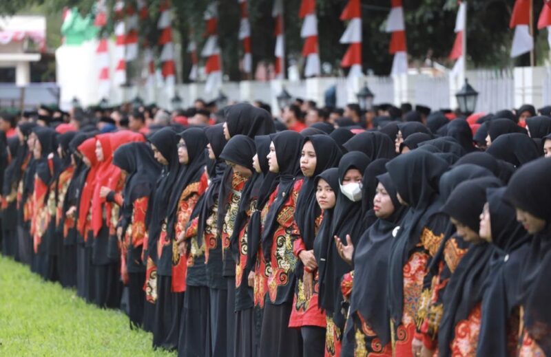 Pemerintah Kabupaten Aceh Barat meluncurkan gerakan donor darah ASN secara berkala setiap tiga bulan sekali dalam rangka peringatan HUT ke-438 Kota Meulaboh, Senin (12/10/2026). Foto: Dok. Pemkab Aceh Barat