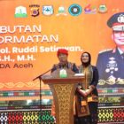 Kapolda Aceh Irjen Pol. Ruddi Setiawan menyampaikan sambutan dalam kegiatan Maulid Nabi Muhammad SAW dan Silaturahmi Akbar IKAGARA di Anjong Mon Mata, Banda Aceh, Sabtu (10/10/2026). Foto: Dok. Istimewa 