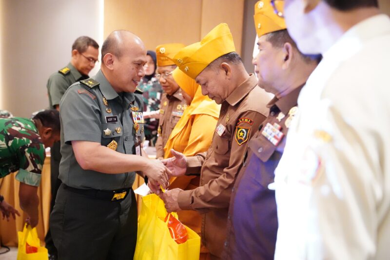 Pusvet Bacadnas Kemhan RI memperkuat koordinasi lintas instansi untuk meningkatkan kualitas pelayanan dan memastikan pemenuhan hak Veteran Republik Indonesia, Kamis (15/10/2026). Foto: Dok. Istimewa 